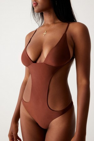 Frankies Bikinis Cruise Monokini One Piece Swimsuit Cinnamon | 5346FVMCS